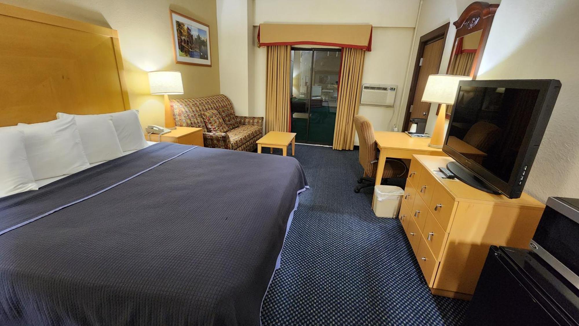Katahdin Inn & Suites Millinocket Exteriér fotografie