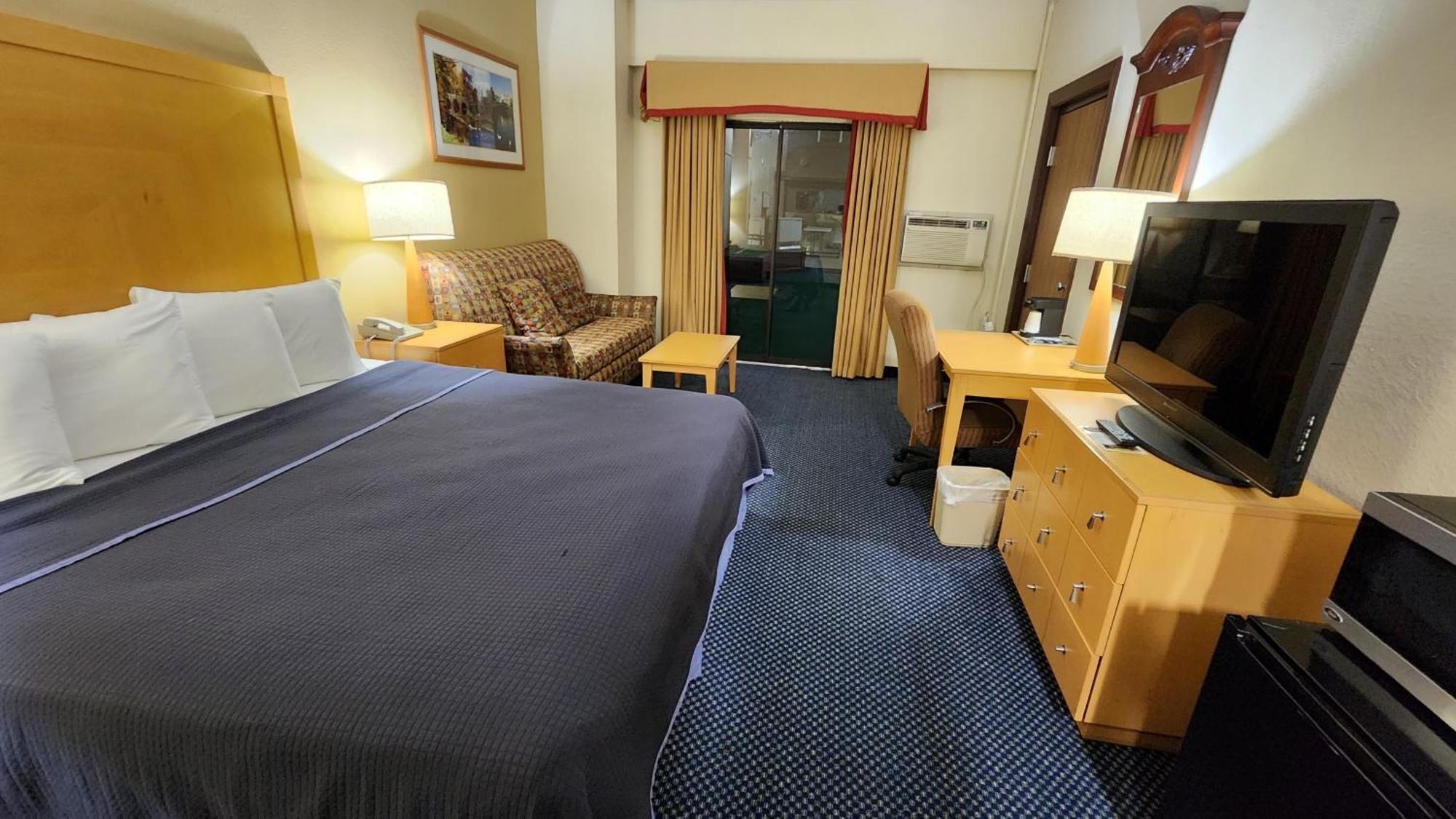 Katahdin Inn & Suites Millinocket Exteriér fotografie