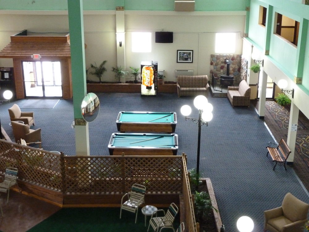 Katahdin Inn & Suites Millinocket Exteriér fotografie